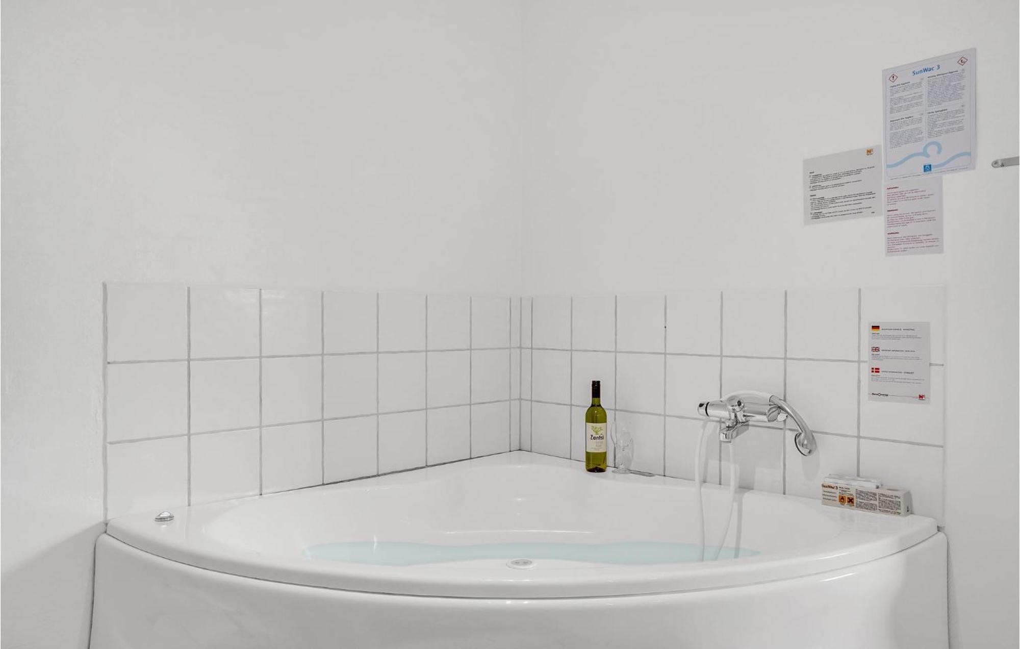 Amazing Home In Hvide Sande With Wifi Bjerregard Екстер'єр фото