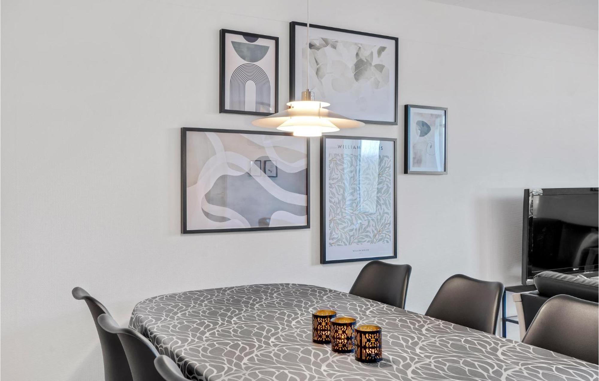 Amazing Home In Hvide Sande With Wifi Bjerregard Екстер'єр фото