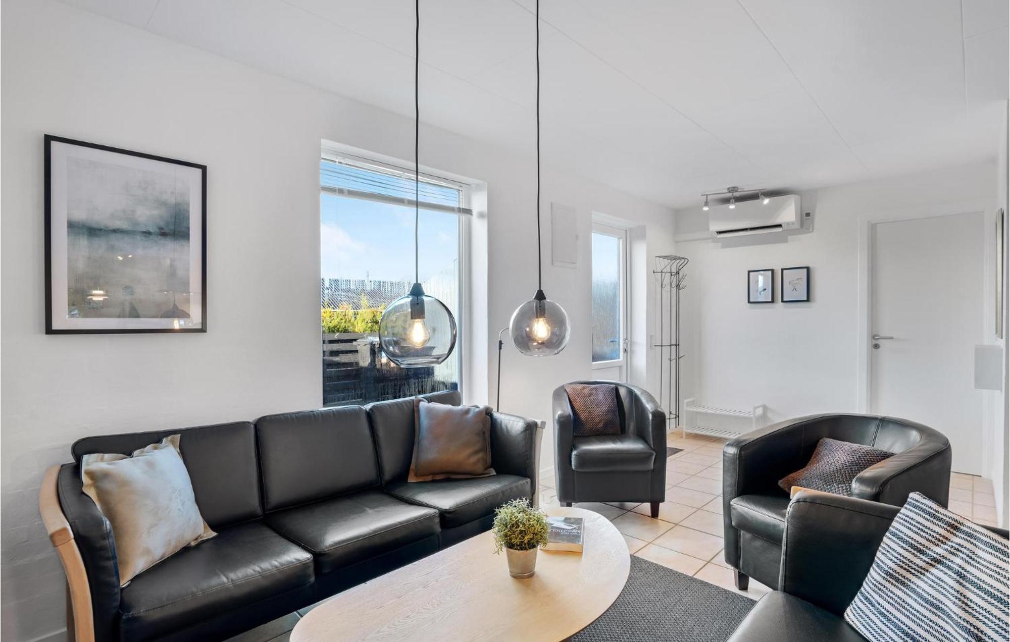 Amazing Home In Hvide Sande With Wifi Bjerregard Екстер'єр фото