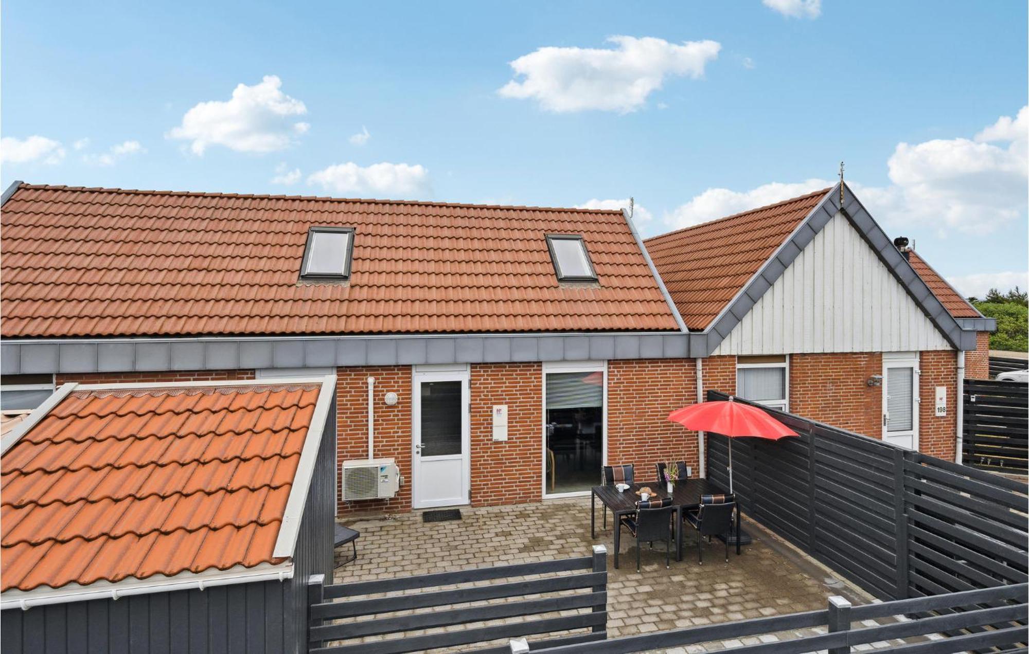 Amazing Home In Hvide Sande With Wifi Bjerregard Екстер'єр фото